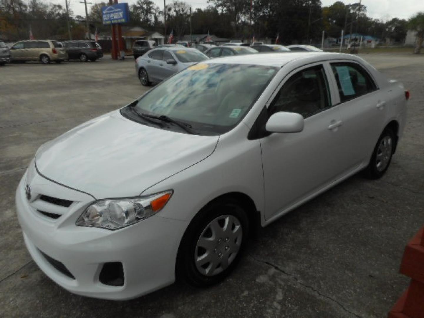 2013 WHITE TOYOTA COROLLA BASE; S; LE; (5YFBU4EE2DP) , located at 1200 Cassat Avenue, Jacksonville, FL, 32205, (904) 695-1885, 30.302404, -81.731033 - Photo#1